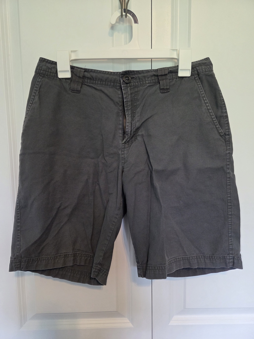 Columbia Men's Slate Gray Flat-Front Shorts